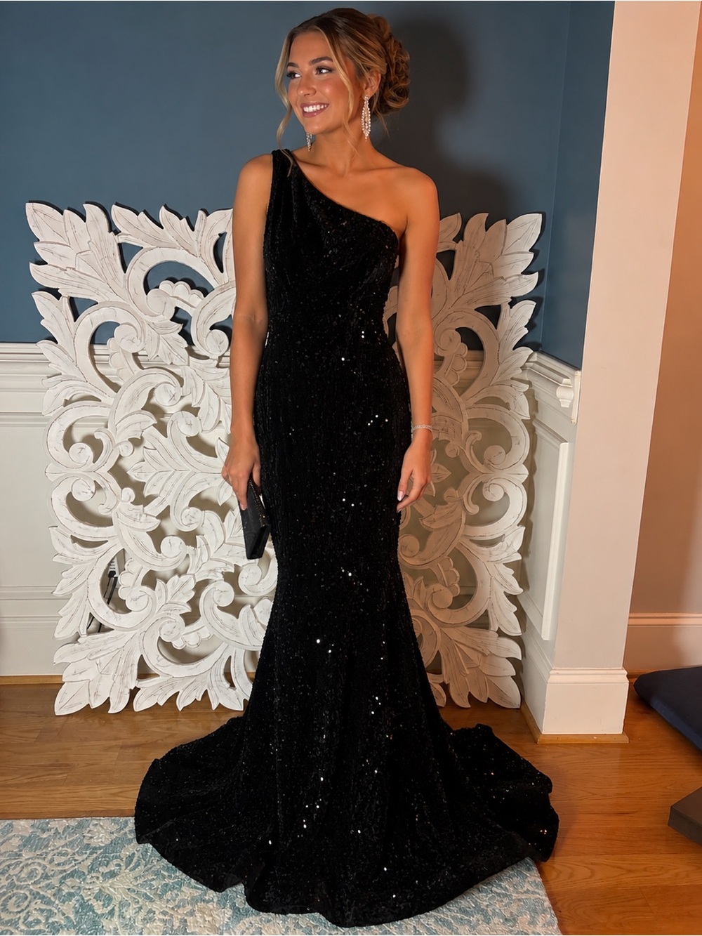 Black One-Shoulder Sequin Evening Gown